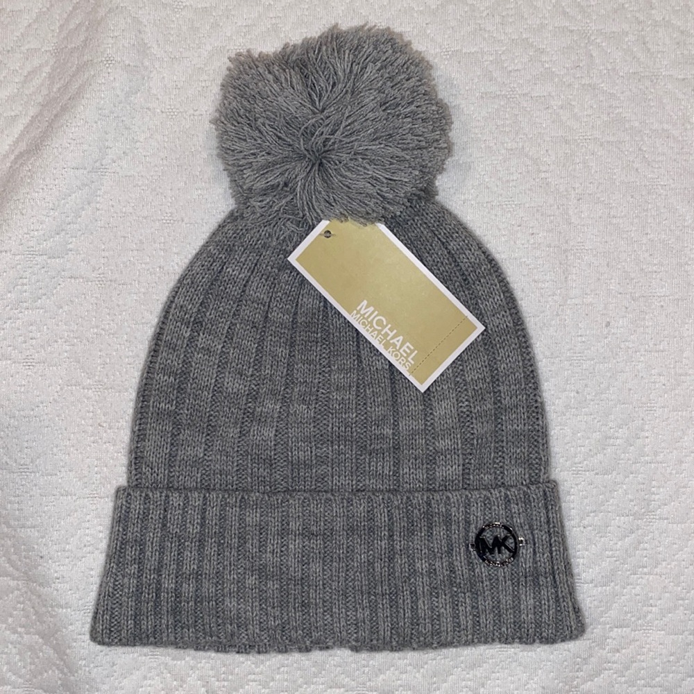 NWT! Michael Kors Grey Pom Beanie